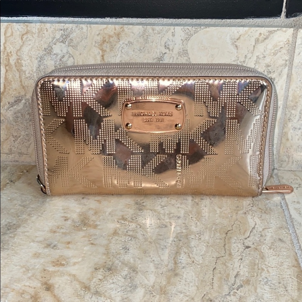 Michael Kors wallet